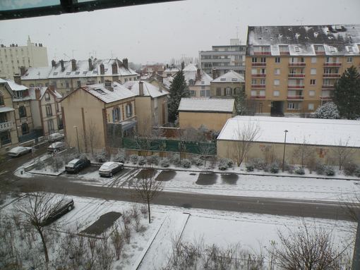  quartier de la médiathèque sous la neige